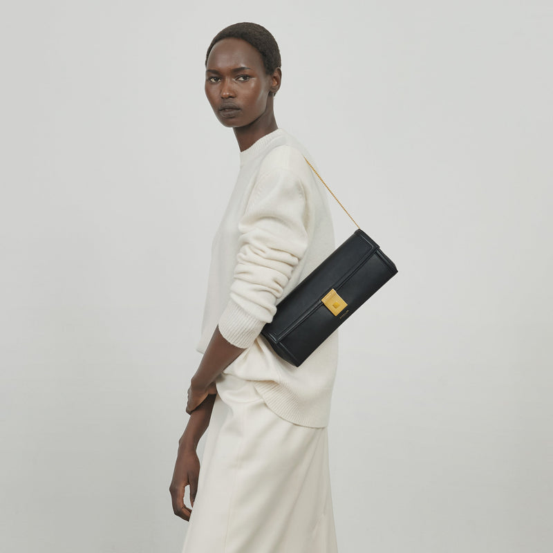 The Paris Clutch