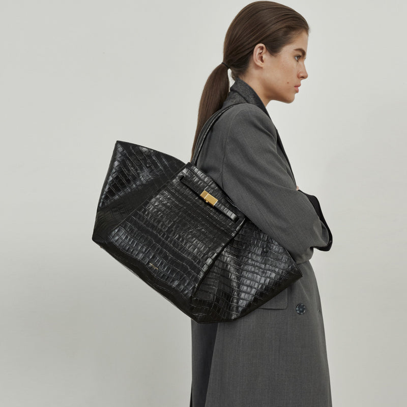 The New York Black Croc-Effect